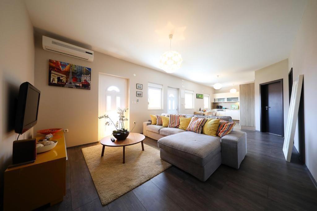Luxury Apartment Rougemarin 파코스탄 외부 사진